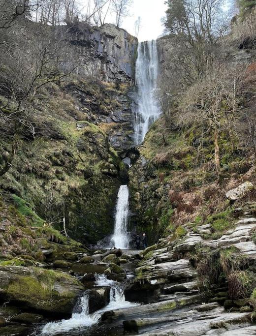 Annie'S Cottage Llanrhaeadr-ym-Mochnant Екстер'єр фото